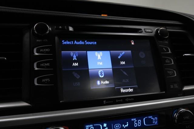 Used Toyota Highlander SE AWD w/ Navi & rearCam 2018 | Car Revolution. Maple Shade, New Jersey Used Toyota Highlander SE AWD w/ Navi & rearCam 2018 | Car Revolution. Maple Shade, New Jersey