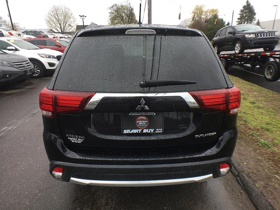 Used Mitsubishi Outlander 4WD 4dr SE 2016 | Smart Buy Auto Sales, LLC. Wallingford, Connecticut Used Mitsubishi Outlander 4WD 4dr SE 2016 | Smart Buy Auto Sales, LLC. Wallingford, Connecticut