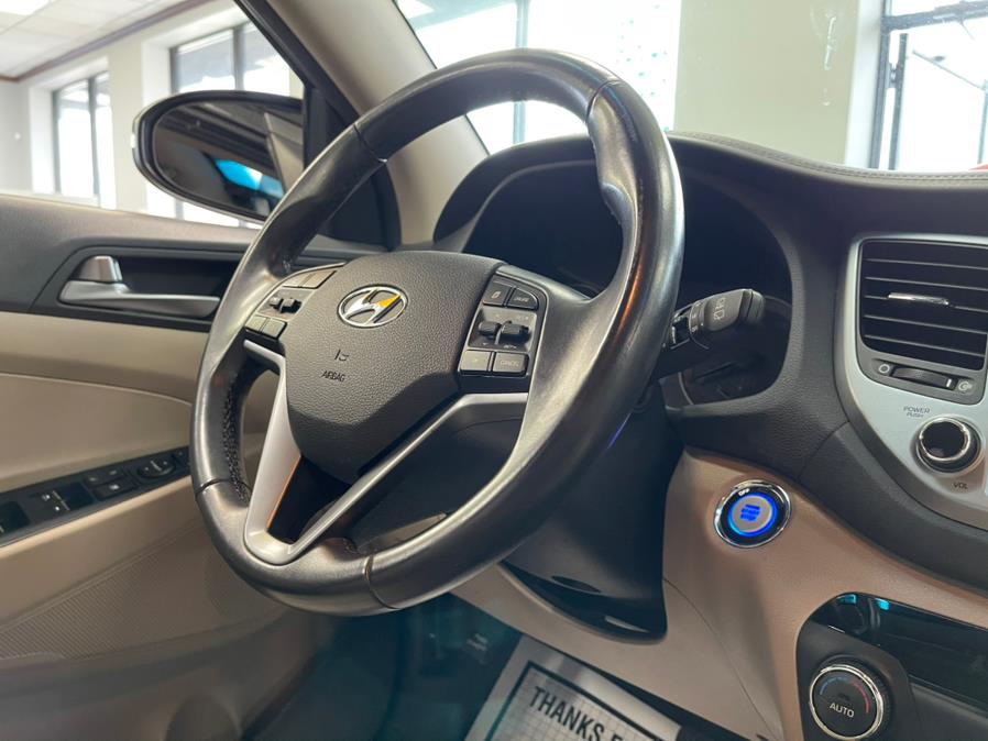 2016 Hyundai Tucson LMTD AWD 4dr Eco w/Beige Int, available for sale in Inwood, New York | 5 Towns Drive. Inwood, New York 2016 Hyundai Tucson LMTD AWD 4dr Eco w/Beige Int, available for sale in Inwood, New York | 5 Towns Drive. Inwood, New York