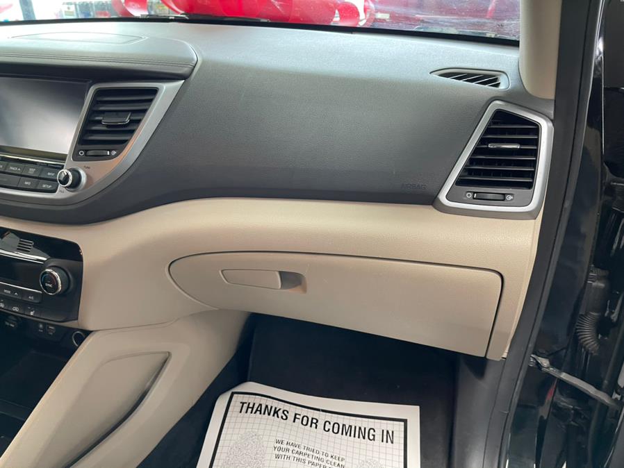 2016 Hyundai Tucson LMTD AWD 4dr Eco w/Beige Int, available for sale in Inwood, New York | 5 Towns Drive. Inwood, New York 2016 Hyundai Tucson LMTD AWD 4dr Eco w/Beige Int, available for sale in Inwood, New York | 5 Towns Drive. Inwood, New York