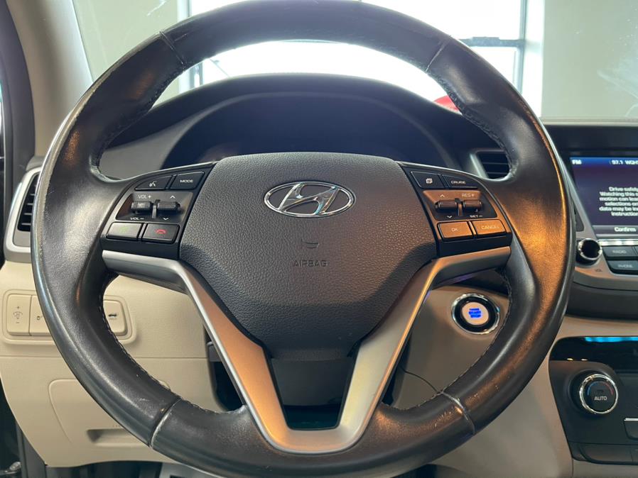 2016 Hyundai Tucson LMTD AWD 4dr Eco w/Beige Int, available for sale in Inwood, New York | 5 Towns Drive. Inwood, New York 2016 Hyundai Tucson LMTD AWD 4dr Eco w/Beige Int, available for sale in Inwood, New York | 5 Towns Drive. Inwood, New York