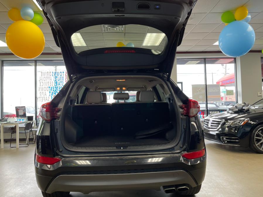 2016 Hyundai Tucson LMTD AWD 4dr Eco w/Beige Int, available for sale in Inwood, New York | 5 Towns Drive. Inwood, New York 2016 Hyundai Tucson LMTD AWD 4dr Eco w/Beige Int, available for sale in Inwood, New York | 5 Towns Drive. Inwood, New York