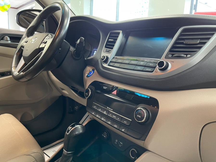 2016 Hyundai Tucson LMTD AWD 4dr Eco w/Beige Int, available for sale in Inwood, New York | 5 Towns Drive. Inwood, New York 2016 Hyundai Tucson LMTD AWD 4dr Eco w/Beige Int, available for sale in Inwood, New York | 5 Towns Drive. Inwood, New York