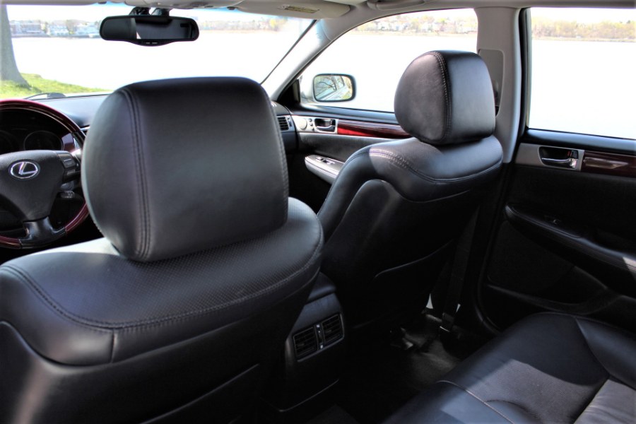 2005 Lexus ES 330 4dr Sdn, available for sale in Great Neck, New York | Great Neck Car Buyers & Sellers. Great Neck, New York 2005 Lexus ES 330 4dr Sdn, available for sale in Great Neck, New York | Great Neck Car Buyers & Sellers. Great Neck, New York