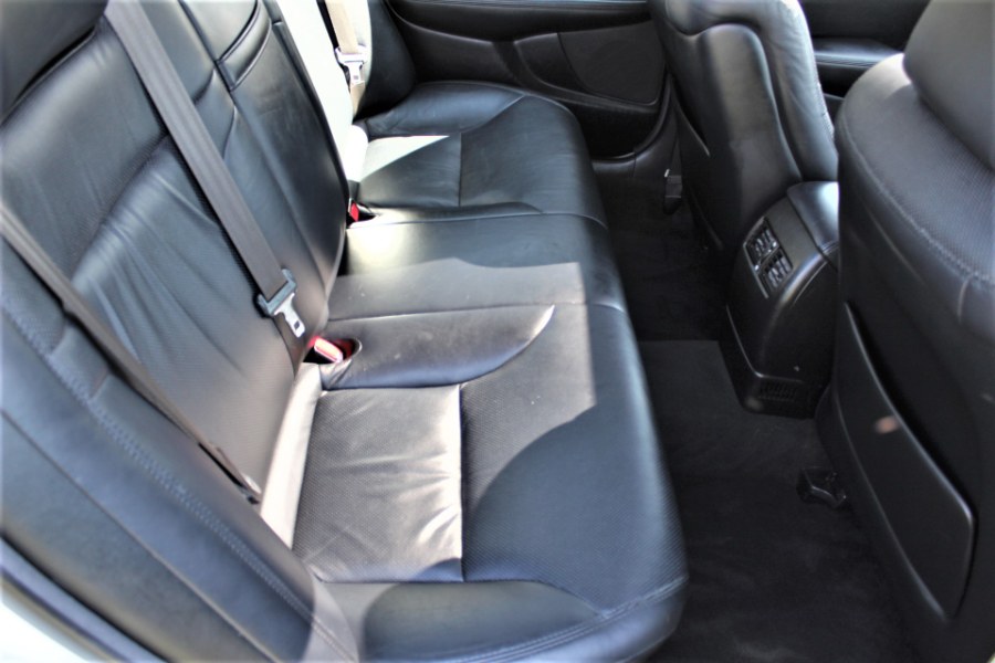 2005 Lexus ES 330 4dr Sdn, available for sale in Great Neck, New York | Great Neck Car Buyers & Sellers. Great Neck, New York 2005 Lexus ES 330 4dr Sdn, available for sale in Great Neck, New York | Great Neck Car Buyers & Sellers. Great Neck, New York