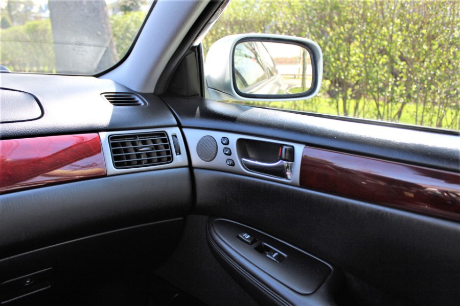 2005 Lexus ES 330 4dr Sdn, available for sale in Great Neck, New York | Great Neck Car Buyers & Sellers. Great Neck, New York 2005 Lexus ES 330 4dr Sdn, available for sale in Great Neck, New York | Great Neck Car Buyers & Sellers. Great Neck, New York