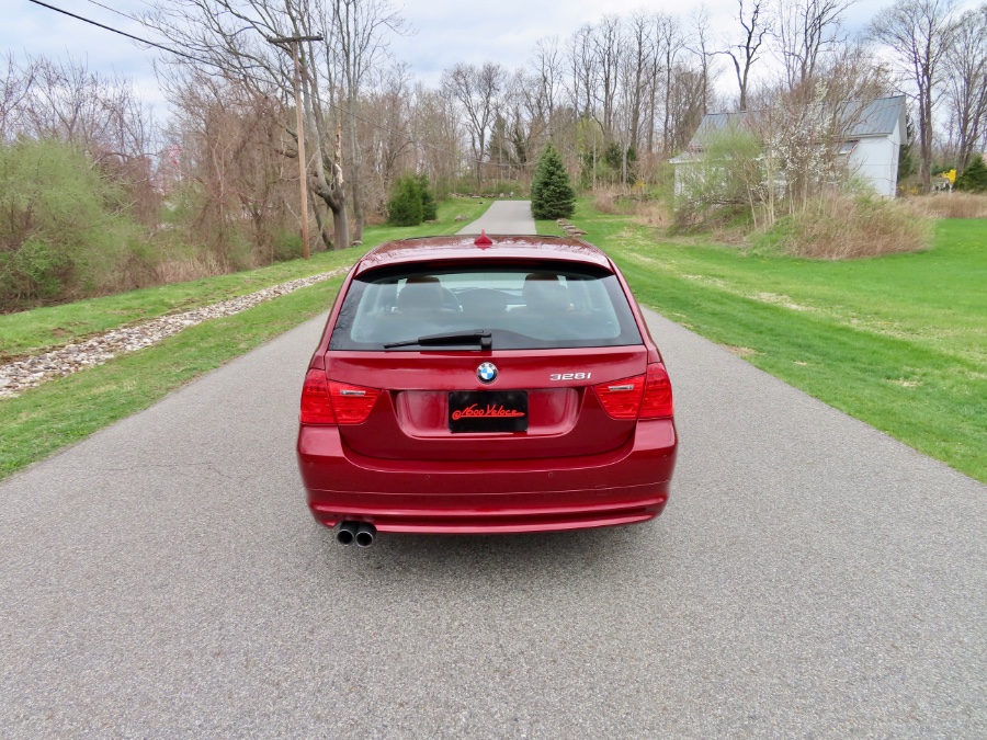 2011 BMW 3 Series 4dr Sports Wgn 328i xDrive AWD, available for sale in North Salem, New York | Meccanic Shop North Inc. North Salem, New York 2011 BMW 3 Series 4dr Sports Wgn 328i xDrive AWD, available for sale in North Salem, New York | Meccanic Shop North Inc. North Salem, New York