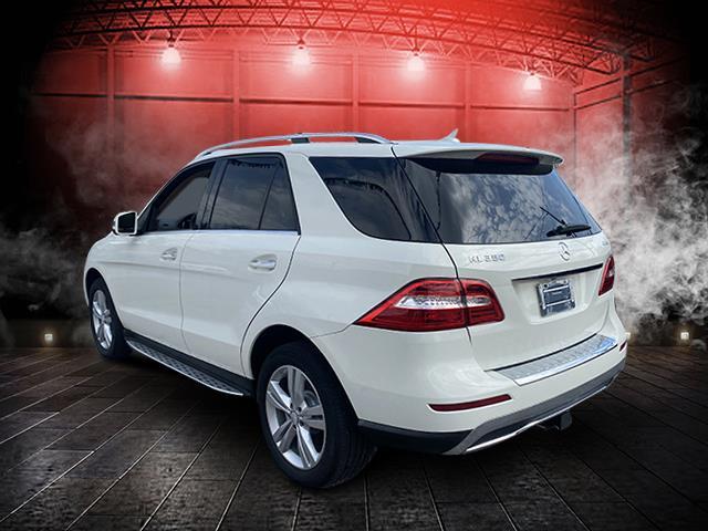 Used Mercedes-Benz M-Class 4MATIC 4dr ML 350 2013 | Northshore Motors. Syosset , New York Used Mercedes-Benz M-Class 4MATIC 4dr ML 350 2013 | Northshore Motors. Syosset , New York