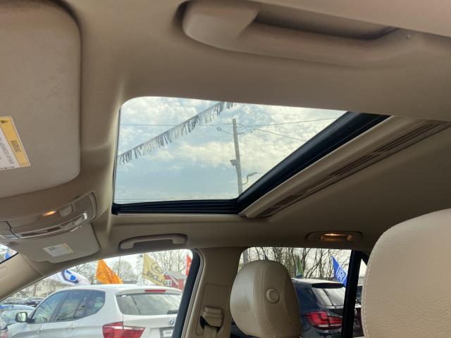 Used Mercedes-Benz M-Class 4MATIC 4dr ML 350 2013 | Northshore Motors. Syosset , New York Used Mercedes-Benz M-Class 4MATIC 4dr ML 350 2013 | Northshore Motors. Syosset , New York