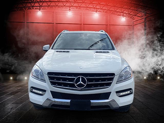 Used Mercedes-Benz M-Class 4MATIC 4dr ML 350 2013 | Northshore Motors. Syosset , New York Used Mercedes-Benz M-Class 4MATIC 4dr ML 350 2013 | Northshore Motors. Syosset , New York