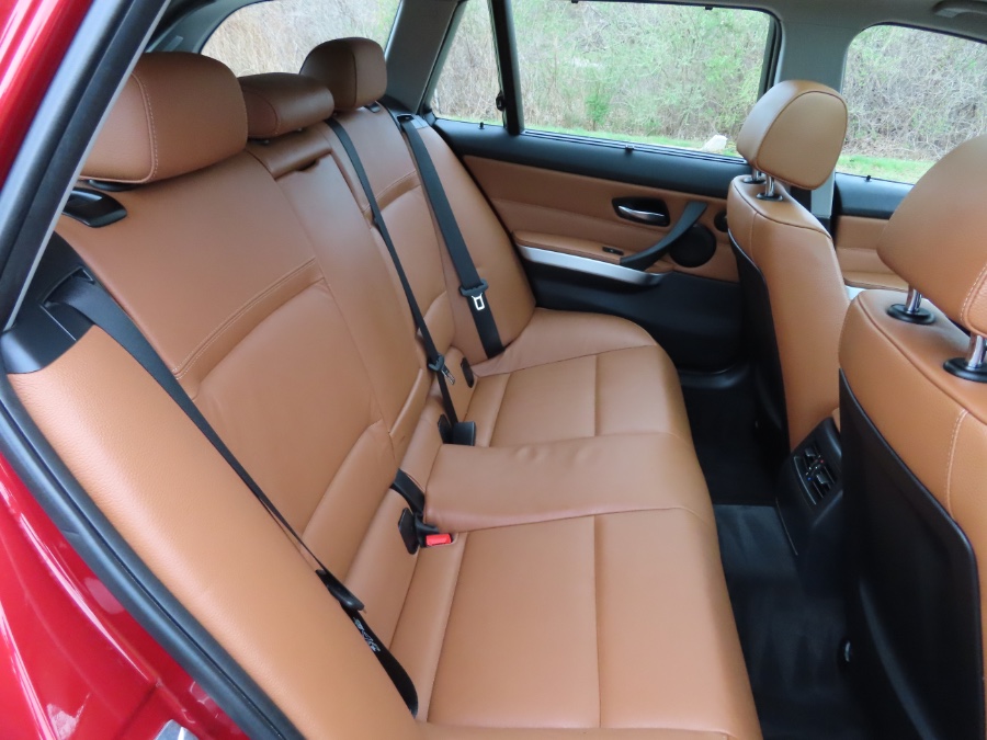 2011 BMW 3 Series 4dr Sports Wgn 328i xDrive AWD, available for sale in North Salem, New York | Meccanic Shop North Inc. North Salem, New York 2011 BMW 3 Series 4dr Sports Wgn 328i xDrive AWD, available for sale in North Salem, New York | Meccanic Shop North Inc. North Salem, New York