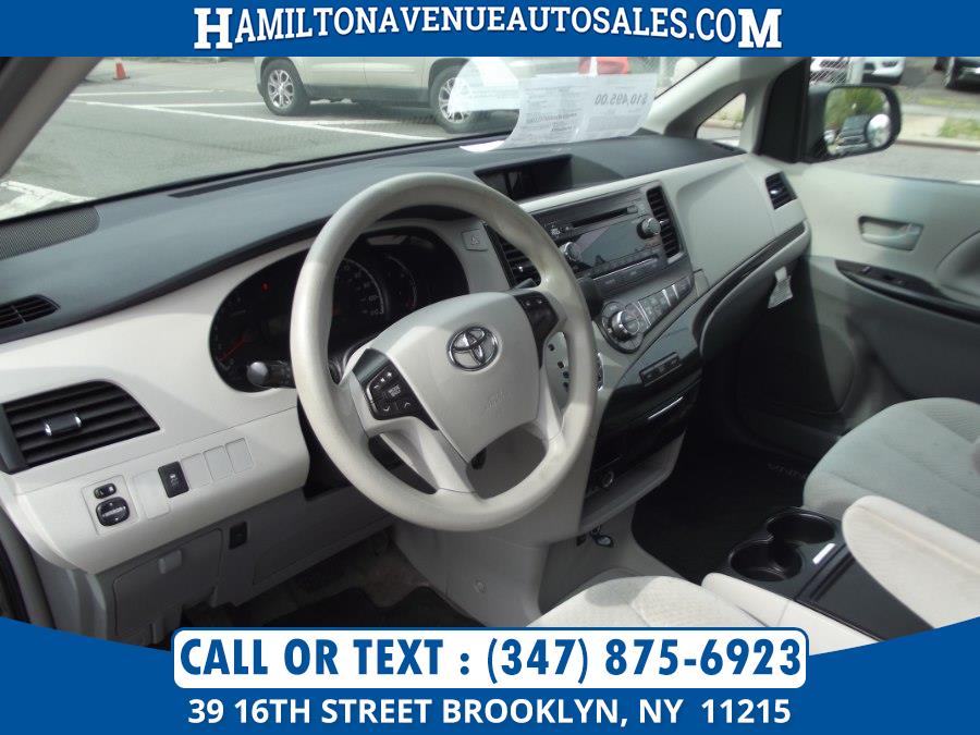 Used Toyota Sienna LE 2013 | Hamilton Avenue Auto Sales DBA Nyautoauction.com. Brooklyn, New York Used Toyota Sienna LE 2013 | Hamilton Avenue Auto Sales DBA Nyautoauction.com. Brooklyn, New York