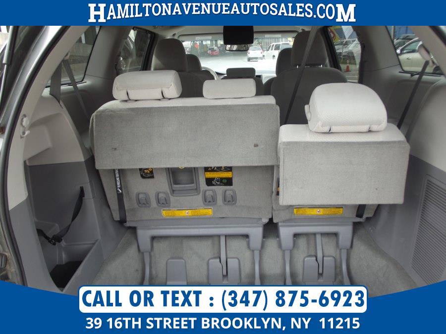 Used Toyota Sienna LE 2013 | Hamilton Avenue Auto Sales DBA Nyautoauction.com. Brooklyn, New York Used Toyota Sienna LE 2013 | Hamilton Avenue Auto Sales DBA Nyautoauction.com. Brooklyn, New York