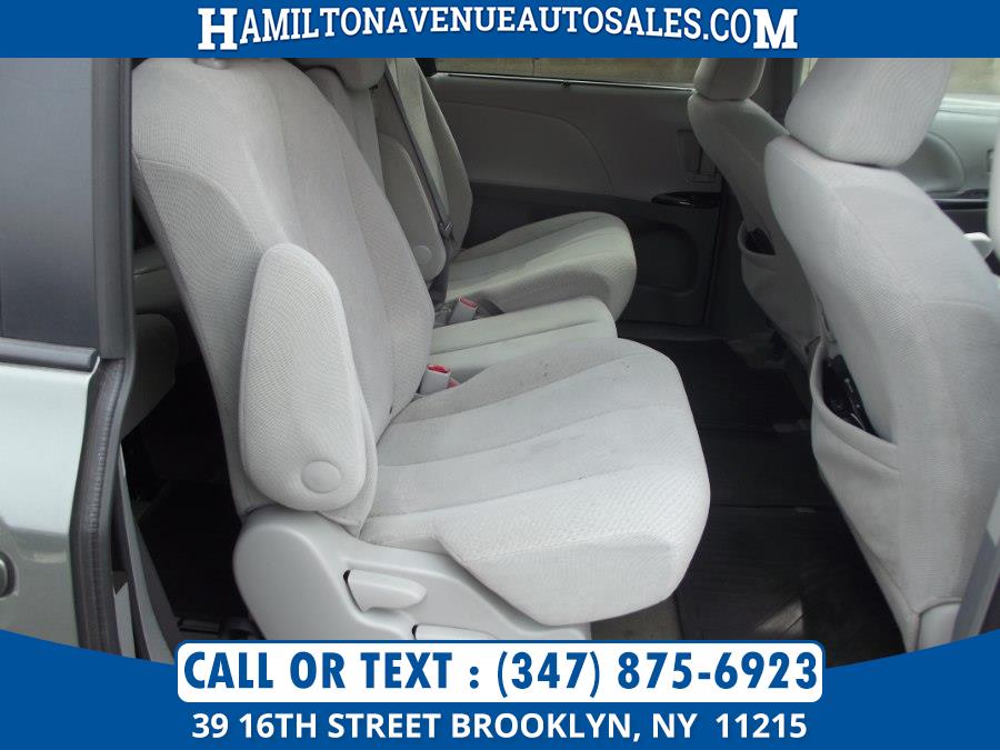 Used Toyota Sienna LE 2013 | Hamilton Avenue Auto Sales DBA Nyautoauction.com. Brooklyn, New York Used Toyota Sienna LE 2013 | Hamilton Avenue Auto Sales DBA Nyautoauction.com. Brooklyn, New York