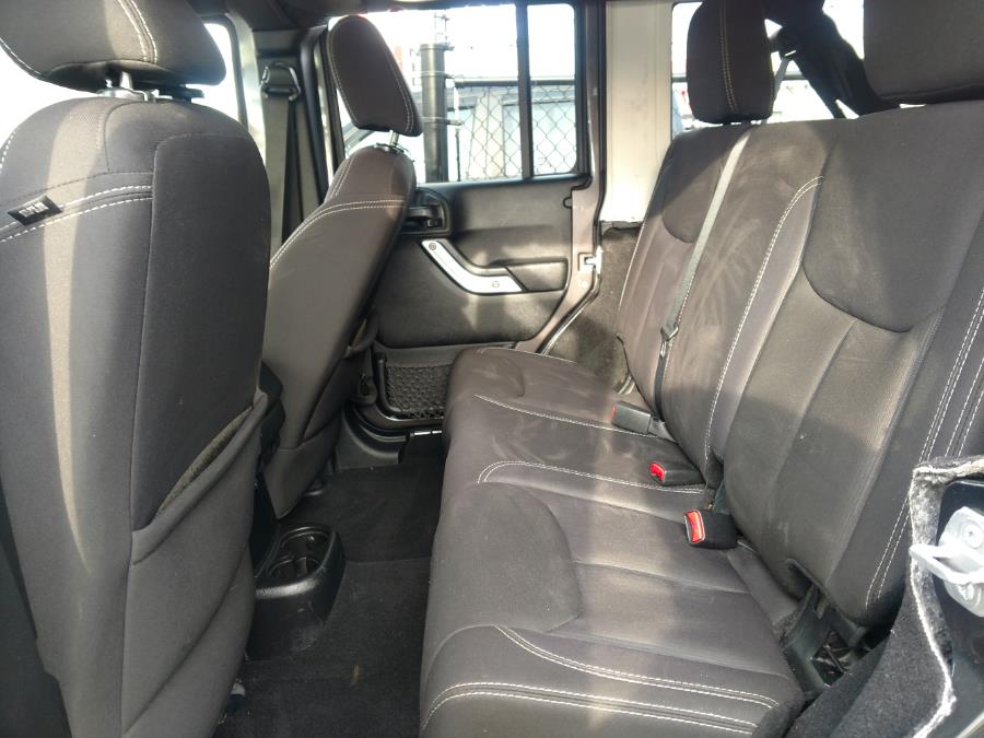 2014 Jeep Wrangler Unlimited 4WD 4dr Sahara, available for sale in Wantagh, New York | Alpine Motors Inc. Wantagh, New York 2014 Jeep Wrangler Unlimited 4WD 4dr Sahara, available for sale in Wantagh, New York | Alpine Motors Inc. Wantagh, New York
