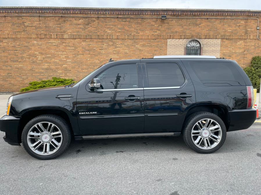 2013 Cadillac Escalade AWD 4dr Premium, available for sale in Brooklyn, New York | Worlds Best Auto Inc. Brooklyn, New York 2013 Cadillac Escalade AWD 4dr Premium, available for sale in Brooklyn, New York | Worlds Best Auto Inc. Brooklyn, New York
