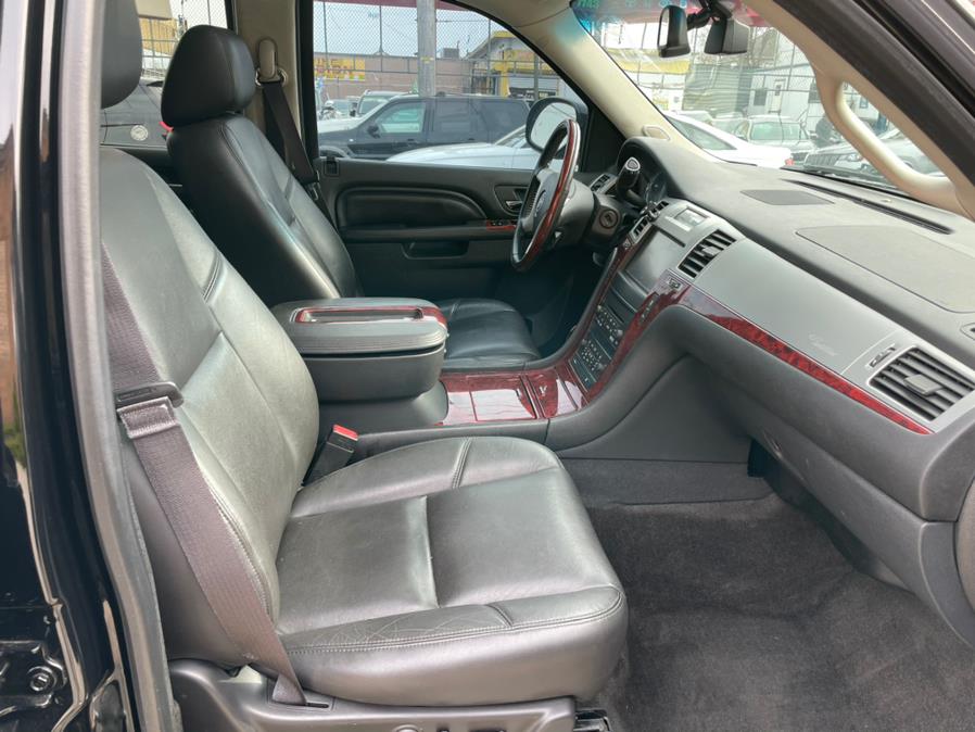 2013 Cadillac Escalade AWD 4dr Premium, available for sale in Brooklyn, New York | Worlds Best Auto Inc. Brooklyn, New York 2013 Cadillac Escalade AWD 4dr Premium, available for sale in Brooklyn, New York | Worlds Best Auto Inc. Brooklyn, New York