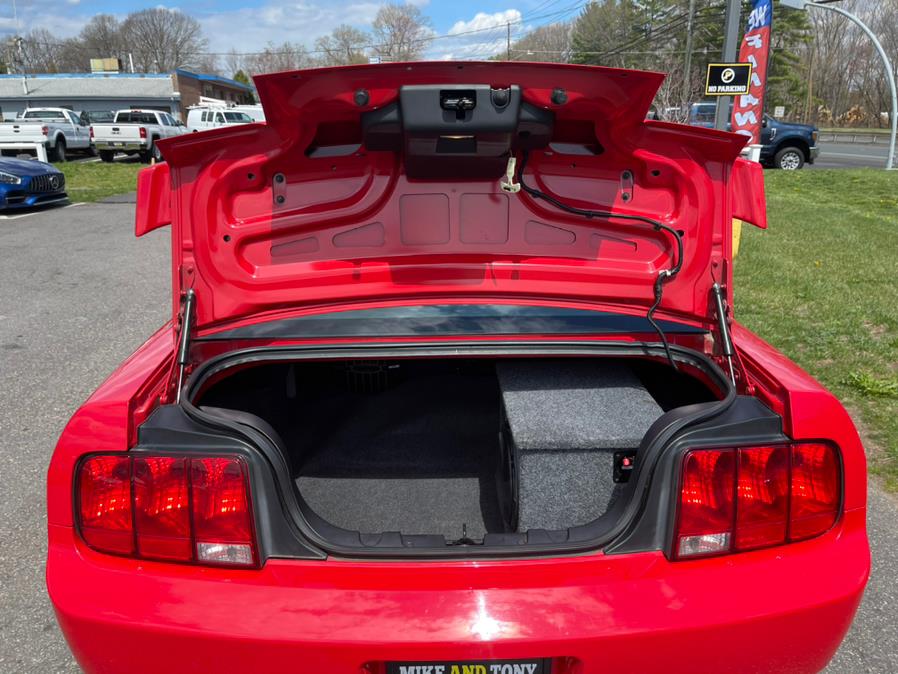 Used Ford Mustang 2dr Cpe GT Premium 2005 | Mike And Tony Auto Sales, Inc. South Windsor, Connecticut Used Ford Mustang 2dr Cpe GT Premium 2005 | Mike And Tony Auto Sales, Inc. South Windsor, Connecticut