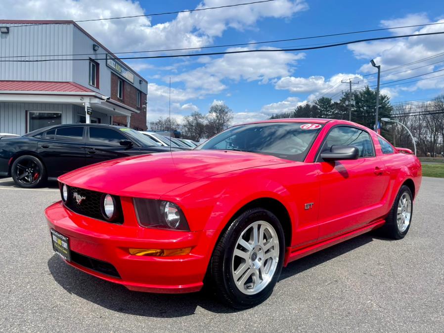 2005 Ford Mustang 2dr Cpe GT Premium, available for sale in South Windsor, Connecticut | Mike And Tony Auto Sales, Inc. South Windsor, Connecticut