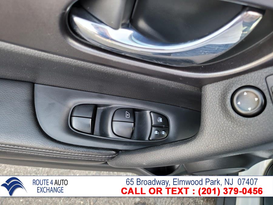 Used Nissan Rogue FWD 4dr SL 2016 | Route 4 Auto Exchange. Elmwood Park, New Jersey Used Nissan Rogue FWD 4dr SL 2016 | Route 4 Auto Exchange. Elmwood Park, New Jersey