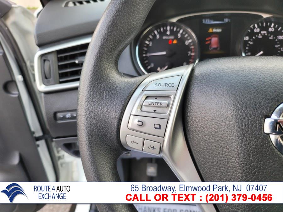 Used Nissan Rogue FWD 4dr SL 2016 | Route 4 Auto Exchange. Elmwood Park, New Jersey Used Nissan Rogue FWD 4dr SL 2016 | Route 4 Auto Exchange. Elmwood Park, New Jersey