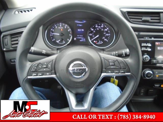2017 Nissan Rogue Sport AWD S, available for sale in Colby, Kansas | M C Auto Outlet Inc. Colby, Kansas 2017 Nissan Rogue Sport AWD S, available for sale in Colby, Kansas | M C Auto Outlet Inc. Colby, Kansas
