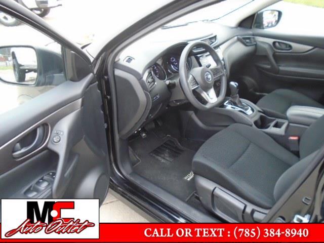 2017 Nissan Rogue Sport AWD S, available for sale in Colby, Kansas | M C Auto Outlet Inc. Colby, Kansas 2017 Nissan Rogue Sport AWD S, available for sale in Colby, Kansas | M C Auto Outlet Inc. Colby, Kansas