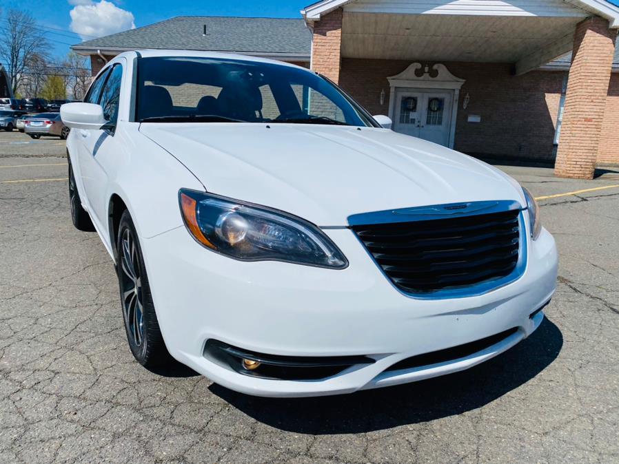 2013 Chrysler 200 4dr Sdn Limited, available for sale in New Britain, Connecticut | Supreme Automotive. New Britain, Connecticut 2013 Chrysler 200 4dr Sdn Limited, available for sale in New Britain, Connecticut | Supreme Automotive. New Britain, Connecticut