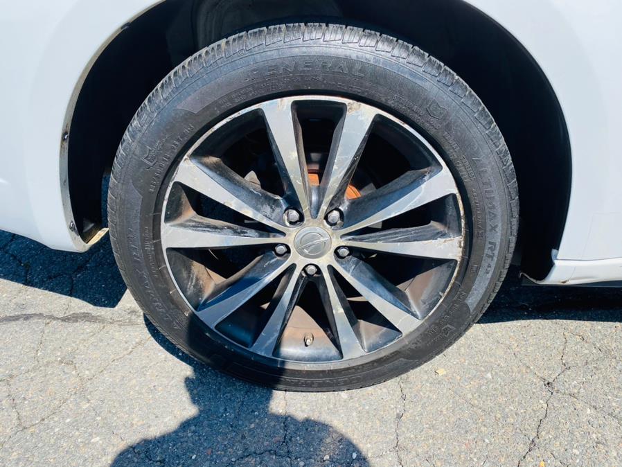 2013 Chrysler 200 4dr Sdn Limited, available for sale in New Britain, Connecticut | Supreme Automotive. New Britain, Connecticut 2013 Chrysler 200 4dr Sdn Limited, available for sale in New Britain, Connecticut | Supreme Automotive. New Britain, Connecticut