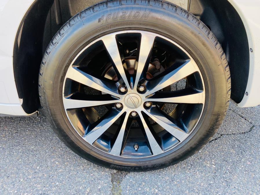 2013 Chrysler 200 4dr Sdn Limited, available for sale in New Britain, Connecticut | Supreme Automotive. New Britain, Connecticut 2013 Chrysler 200 4dr Sdn Limited, available for sale in New Britain, Connecticut | Supreme Automotive. New Britain, Connecticut