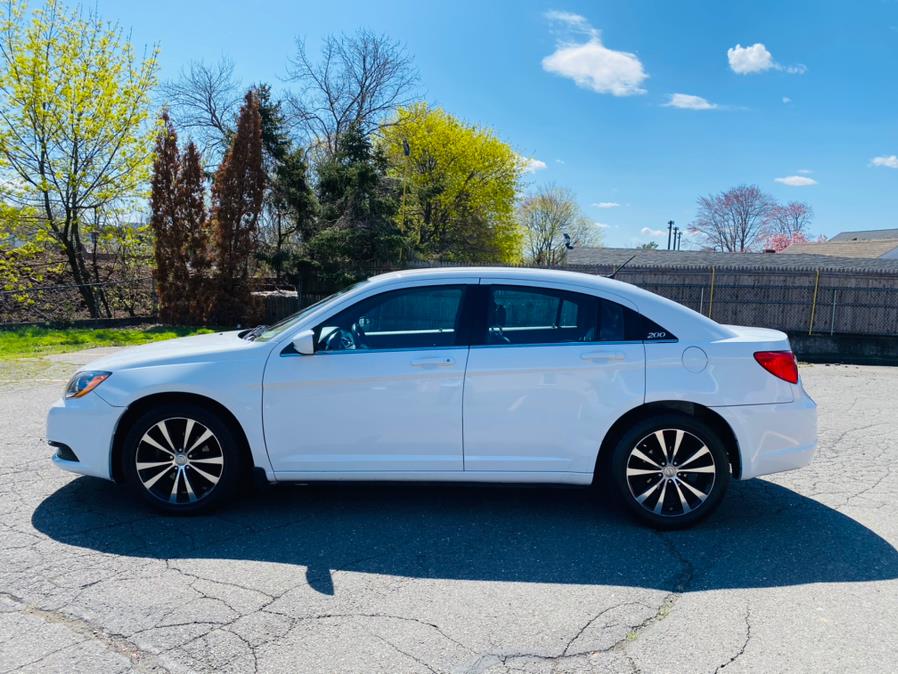2013 Chrysler 200 4dr Sdn Limited, available for sale in New Britain, Connecticut | Supreme Automotive. New Britain, Connecticut 2013 Chrysler 200 4dr Sdn Limited, available for sale in New Britain, Connecticut | Supreme Automotive. New Britain, Connecticut