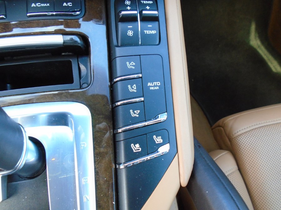 2013 Porsche Cayenne AWD 4dr Turbo, available for sale in Waterbury, Connecticut | Jim Juliani Motors. Waterbury, Connecticut 2013 Porsche Cayenne AWD 4dr Turbo, available for sale in Waterbury, Connecticut | Jim Juliani Motors. Waterbury, Connecticut