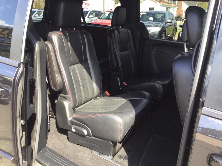 2016 Dodge Grand Caravan 4dr Wgn R/T, available for sale in Plantsville, Connecticut | L&S Automotive LLC. Plantsville, Connecticut 2016 Dodge Grand Caravan 4dr Wgn R/T, available for sale in Plantsville, Connecticut | L&S Automotive LLC. Plantsville, Connecticut