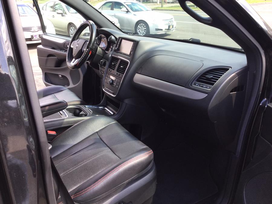 2016 Dodge Grand Caravan 4dr Wgn R/T, available for sale in Plantsville, Connecticut | L&S Automotive LLC. Plantsville, Connecticut 2016 Dodge Grand Caravan 4dr Wgn R/T, available for sale in Plantsville, Connecticut | L&S Automotive LLC. Plantsville, Connecticut
