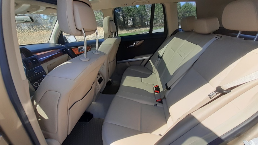 2010 Mercedes-Benz GLK-Class 4MATIC 4dr GLK350, available for sale in Revere, Massachusetts | Wonderland Auto. Revere, Massachusetts 2010 Mercedes-Benz GLK-Class 4MATIC 4dr GLK350, available for sale in Revere, Massachusetts | Wonderland Auto. Revere, Massachusetts