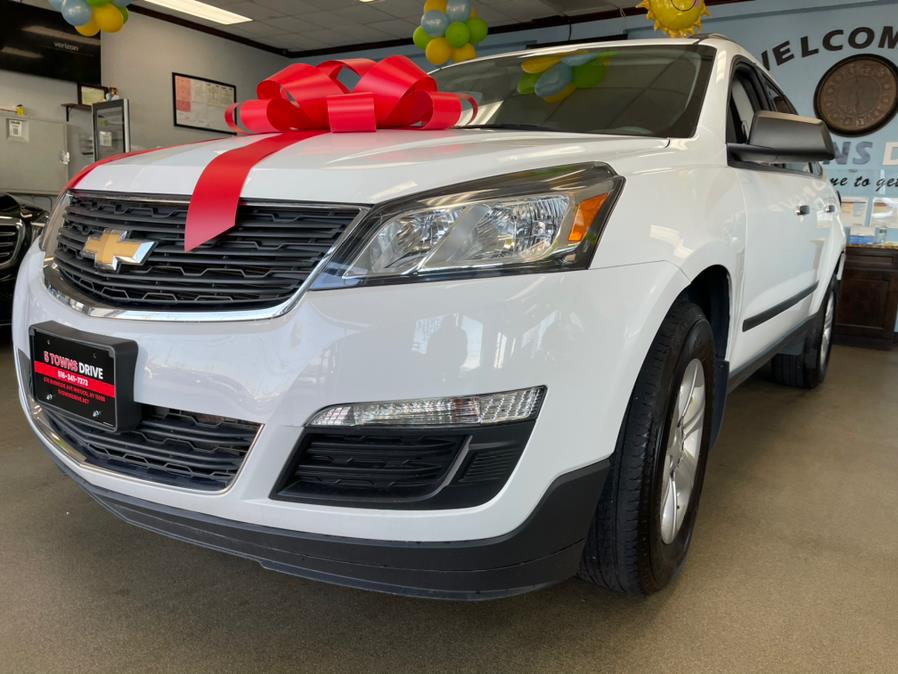 Used Chevrolet Traverse AWD 4dr LS 2016 | 5 Towns Drive. Inwood, New York Used Chevrolet Traverse AWD 4dr LS 2016 | 5 Towns Drive. Inwood, New York