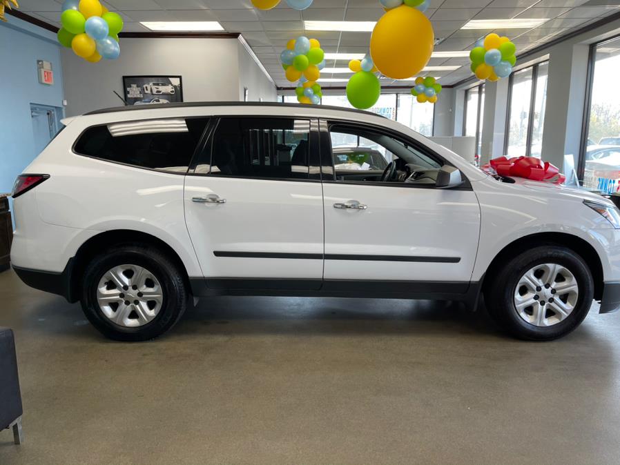 Used Chevrolet Traverse AWD 4dr LS 2016 | 5 Towns Drive. Inwood, New York Used Chevrolet Traverse AWD 4dr LS 2016 | 5 Towns Drive. Inwood, New York