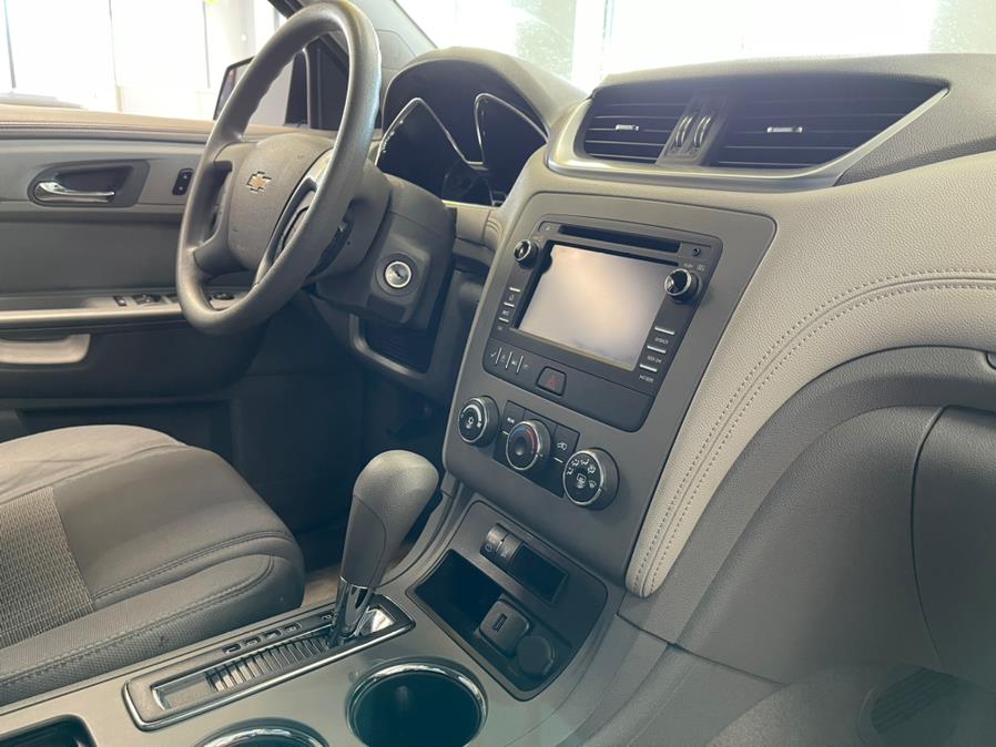 Used Chevrolet Traverse AWD 4dr LS 2016 | 5 Towns Drive. Inwood, New York Used Chevrolet Traverse AWD 4dr LS 2016 | 5 Towns Drive. Inwood, New York