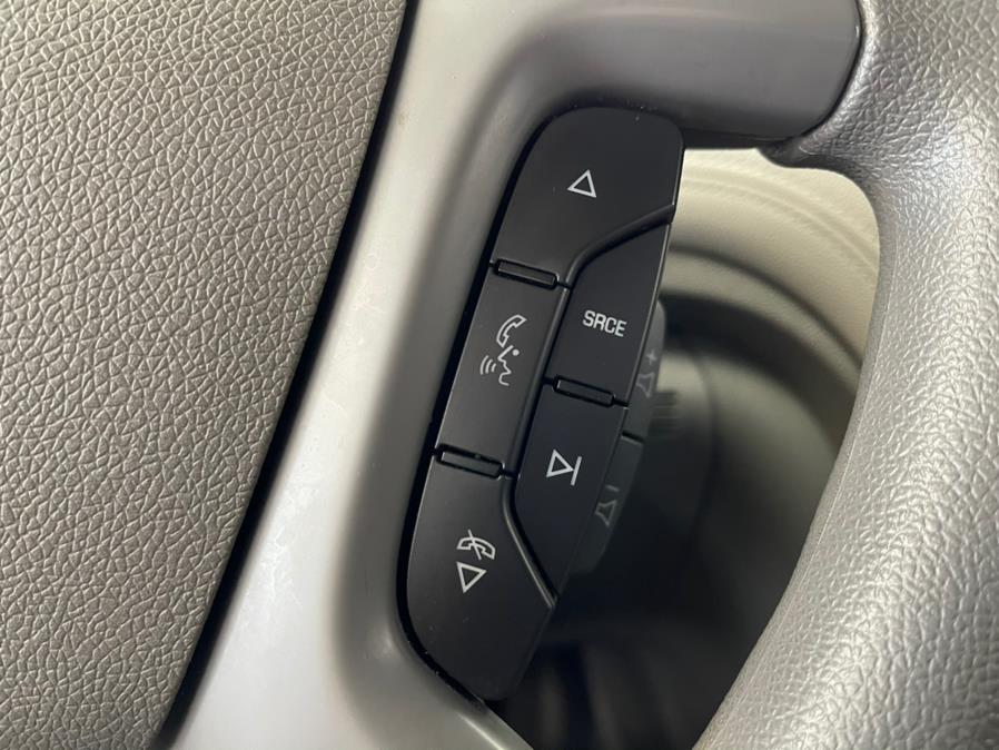Used Chevrolet Traverse AWD 4dr LS 2016 | 5 Towns Drive. Inwood, New York Used Chevrolet Traverse AWD 4dr LS 2016 | 5 Towns Drive. Inwood, New York