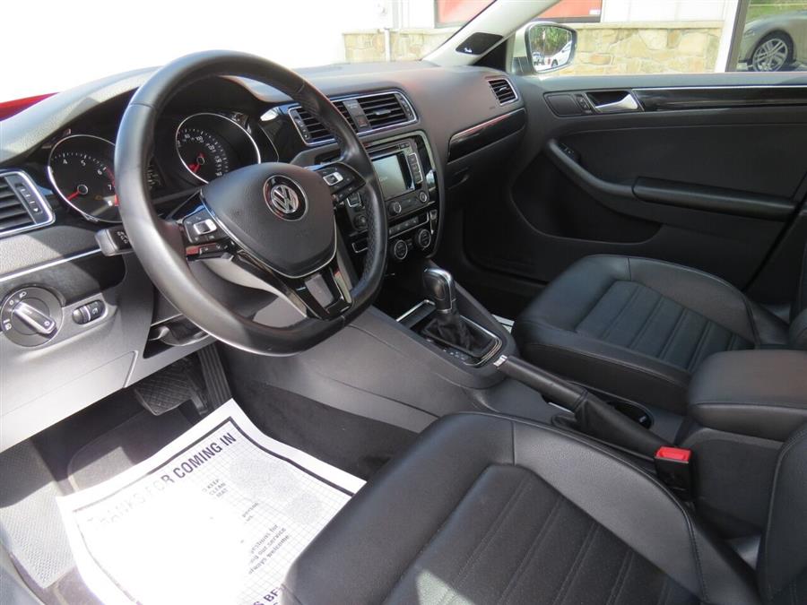 Used Volkswagen Jetta SEL PZEV 4dr Sedan 6A 2015 | Lake City Exports Inc. Auburn, Maine Used Volkswagen Jetta SEL PZEV 4dr Sedan 6A 2015 | Lake City Exports Inc. Auburn, Maine