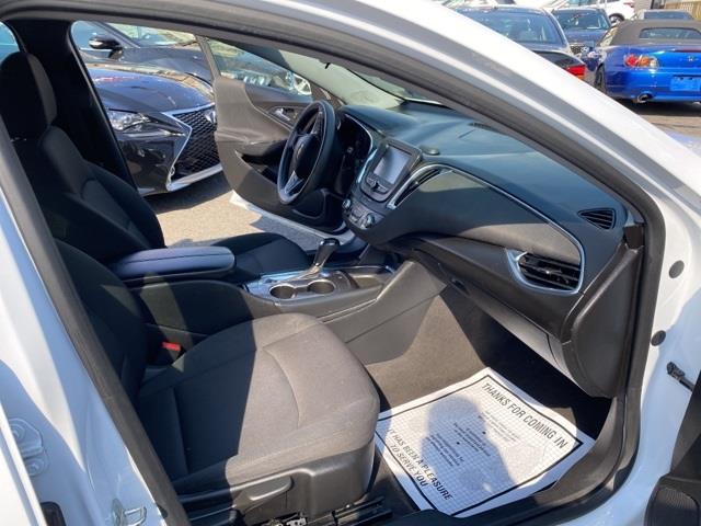 Used Chevrolet Malibu LT 2018 | Hillside Auto Outlet. Jamaica, New York Used Chevrolet Malibu LT 2018 | Hillside Auto Outlet. Jamaica, New York