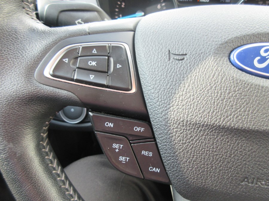 2019 Ford Escape SE FWD, available for sale in Linden, New Jersey | Route 27 Auto Mall. Linden, New Jersey 2019 Ford Escape SE FWD, available for sale in Linden, New Jersey | Route 27 Auto Mall. Linden, New Jersey