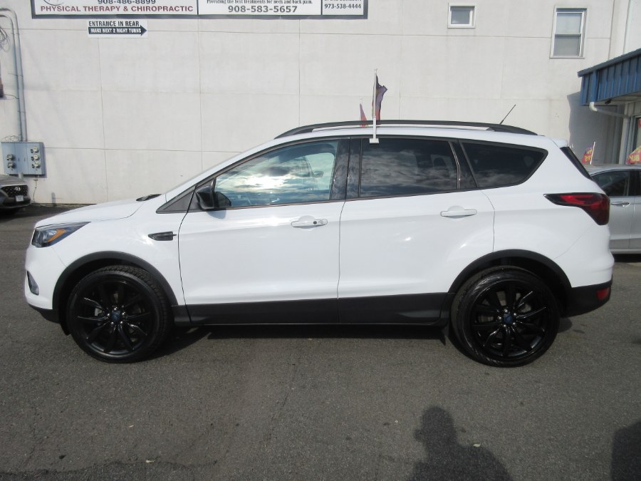 2019 Ford Escape SE FWD, available for sale in Linden, New Jersey | Route 27 Auto Mall. Linden, New Jersey 2019 Ford Escape SE FWD, available for sale in Linden, New Jersey | Route 27 Auto Mall. Linden, New Jersey