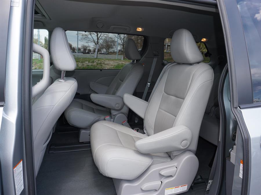 Used Toyota Sienna XLE 7-Passenger Auto Access Seat 2019 | Autouse. Andover, Massachusetts Used Toyota Sienna XLE 7-Passenger Auto Access Seat 2019 | Autouse. Andover, Massachusetts