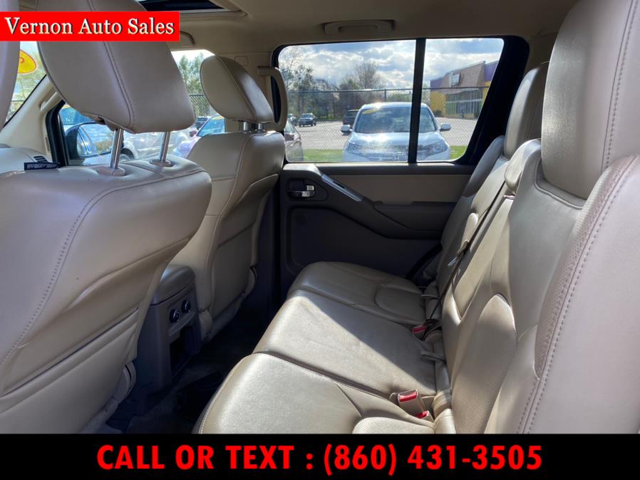 Used Nissan Pathfinder 4WD 4dr V6 Silver Edition 2012 | Vernon Auto Sale & Service. Manchester, Connecticut Used Nissan Pathfinder 4WD 4dr V6 Silver Edition 2012 | Vernon Auto Sale & Service. Manchester, Connecticut