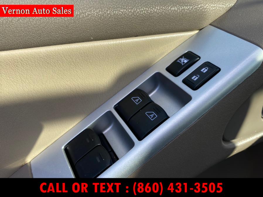 Used Nissan Pathfinder 4WD 4dr V6 Silver Edition 2012 | Vernon Auto Sale & Service. Manchester, Connecticut Used Nissan Pathfinder 4WD 4dr V6 Silver Edition 2012 | Vernon Auto Sale & Service. Manchester, Connecticut