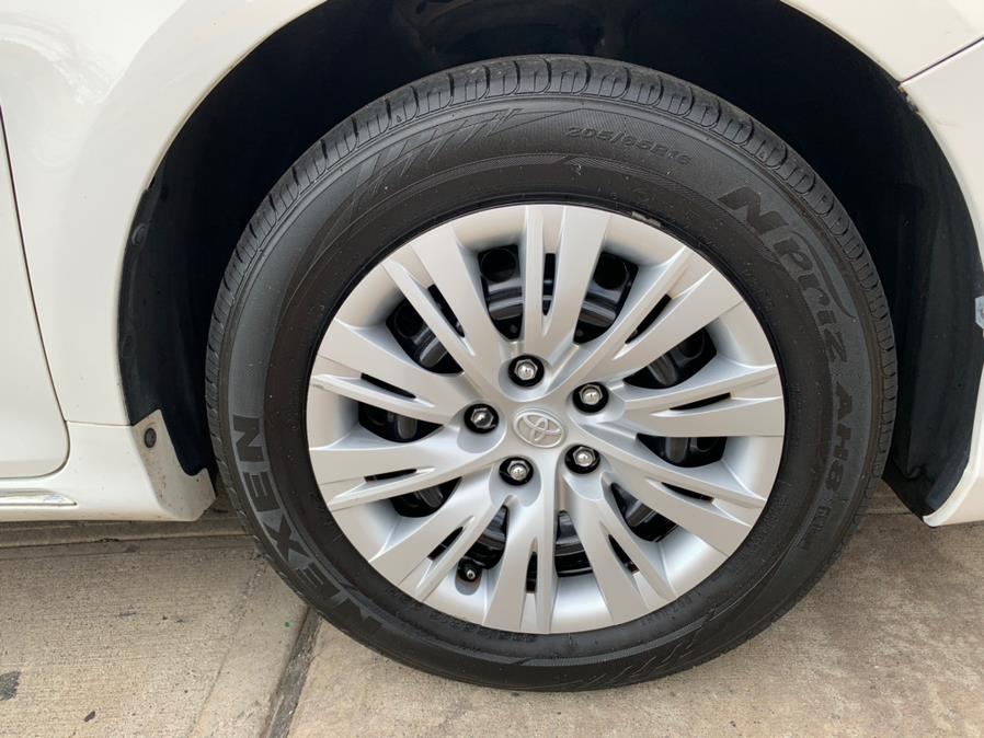 2012 Toyota Camry 4dr Sdn I4 Auto LE, available for sale in Jamaica, New York | Sylhet Motors Inc.. Jamaica, New York 2012 Toyota Camry 4dr Sdn I4 Auto LE, available for sale in Jamaica, New York | Sylhet Motors Inc.. Jamaica, New York