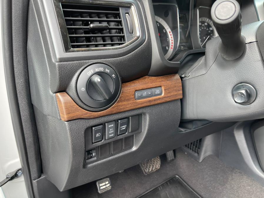 2017 Nissan Titan 4x2 Crew Cab Platinum Reserve, available for sale in South Windsor, Connecticut | Mike And Tony Auto Sales, Inc. South Windsor, Connecticut 2017 Nissan Titan 4x2 Crew Cab Platinum Reserve, available for sale in South Windsor, Connecticut | Mike And Tony Auto Sales, Inc. South Windsor, Connecticut