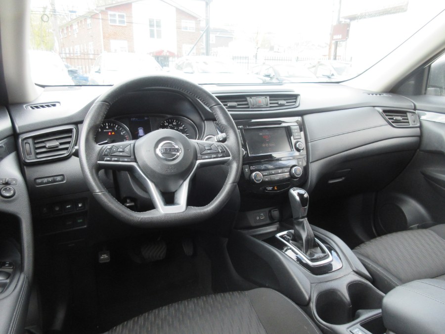 2019 Nissan Rogue FWD SV, available for sale in Linden, New Jersey | Route 27 Auto Mall. Linden, New Jersey 2019 Nissan Rogue FWD SV, available for sale in Linden, New Jersey | Route 27 Auto Mall. Linden, New Jersey