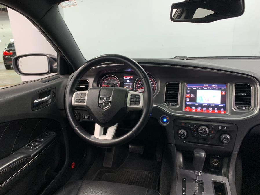 Used Dodge Charger 4dr Sdn RT RWD 2013 | M Auto Group. Elizabeth, New Jersey Used Dodge Charger 4dr Sdn RT RWD 2013 | M Auto Group. Elizabeth, New Jersey